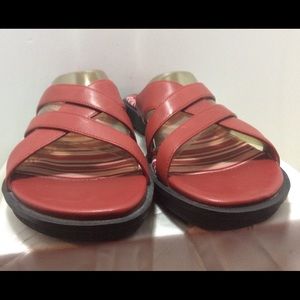 Bare Traps Red Size 6.5 M Sandals never worn